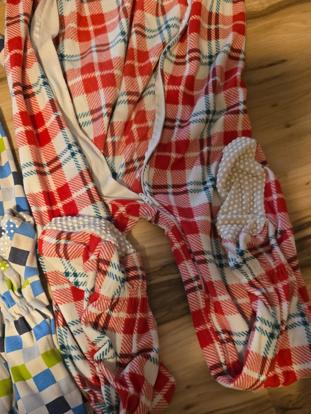 Old Navy Kids 6T Long Sleeve Footie Pajamas Bundle
